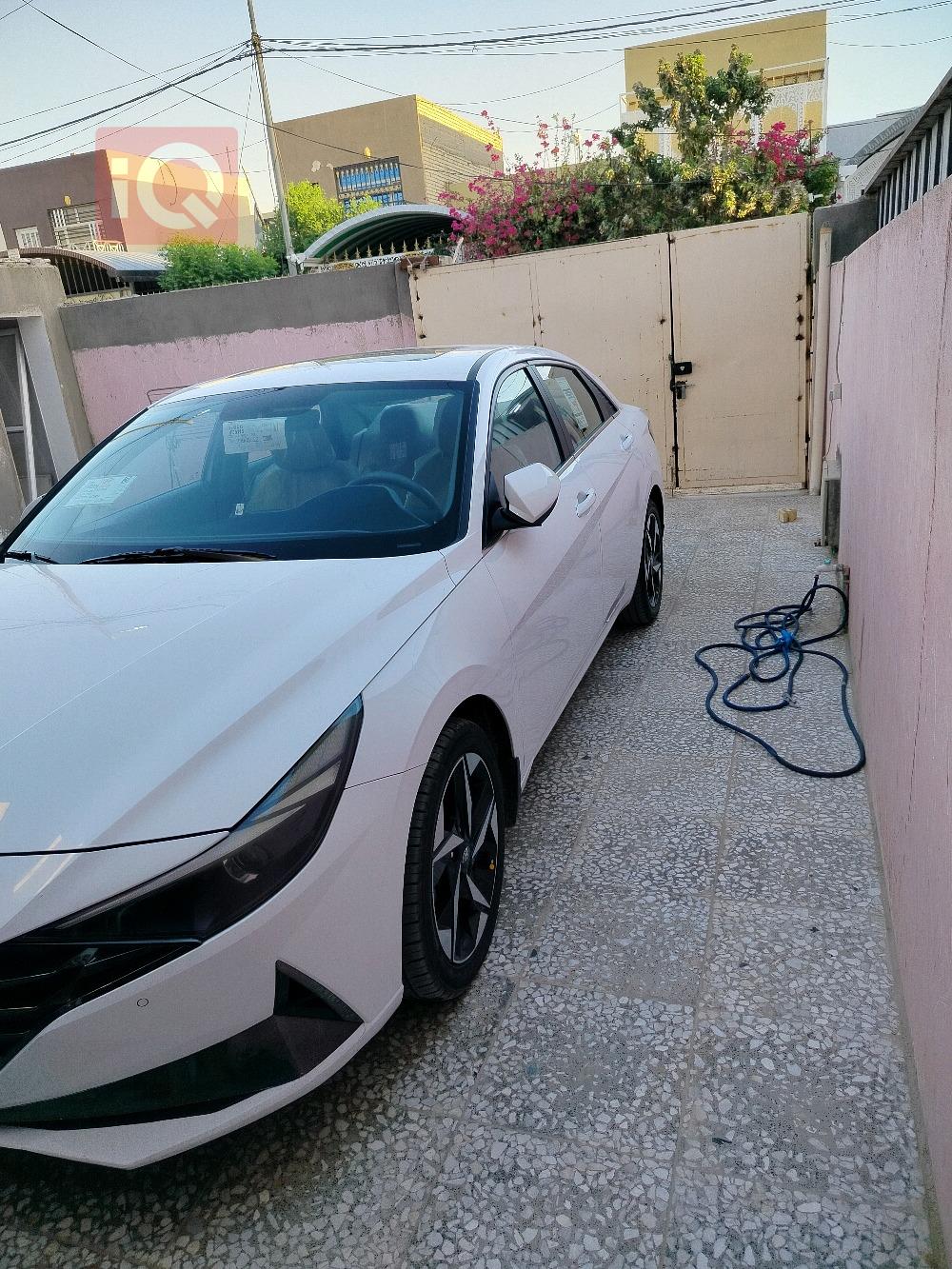 هیوندای ئەلەنترا